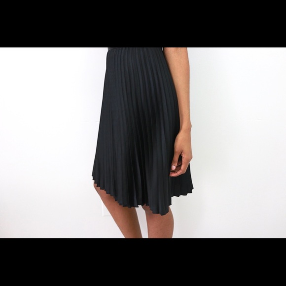 Das Accordion Skirt - Picture 8 of 8